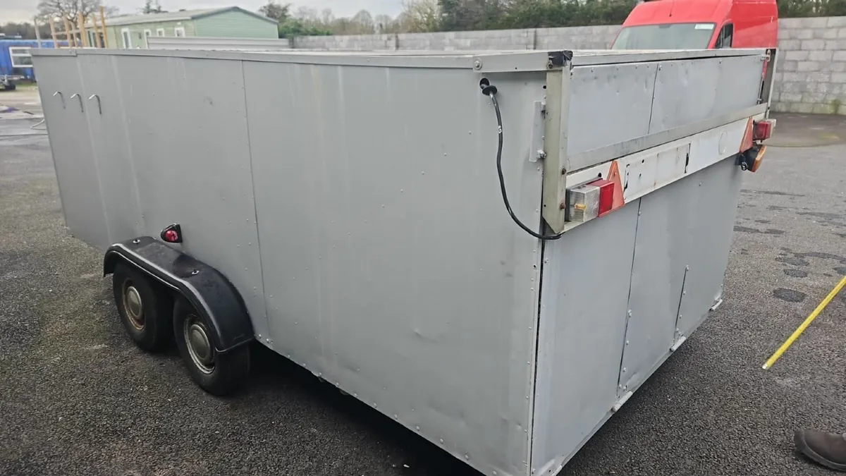 Race shuttle for sale - Image 3