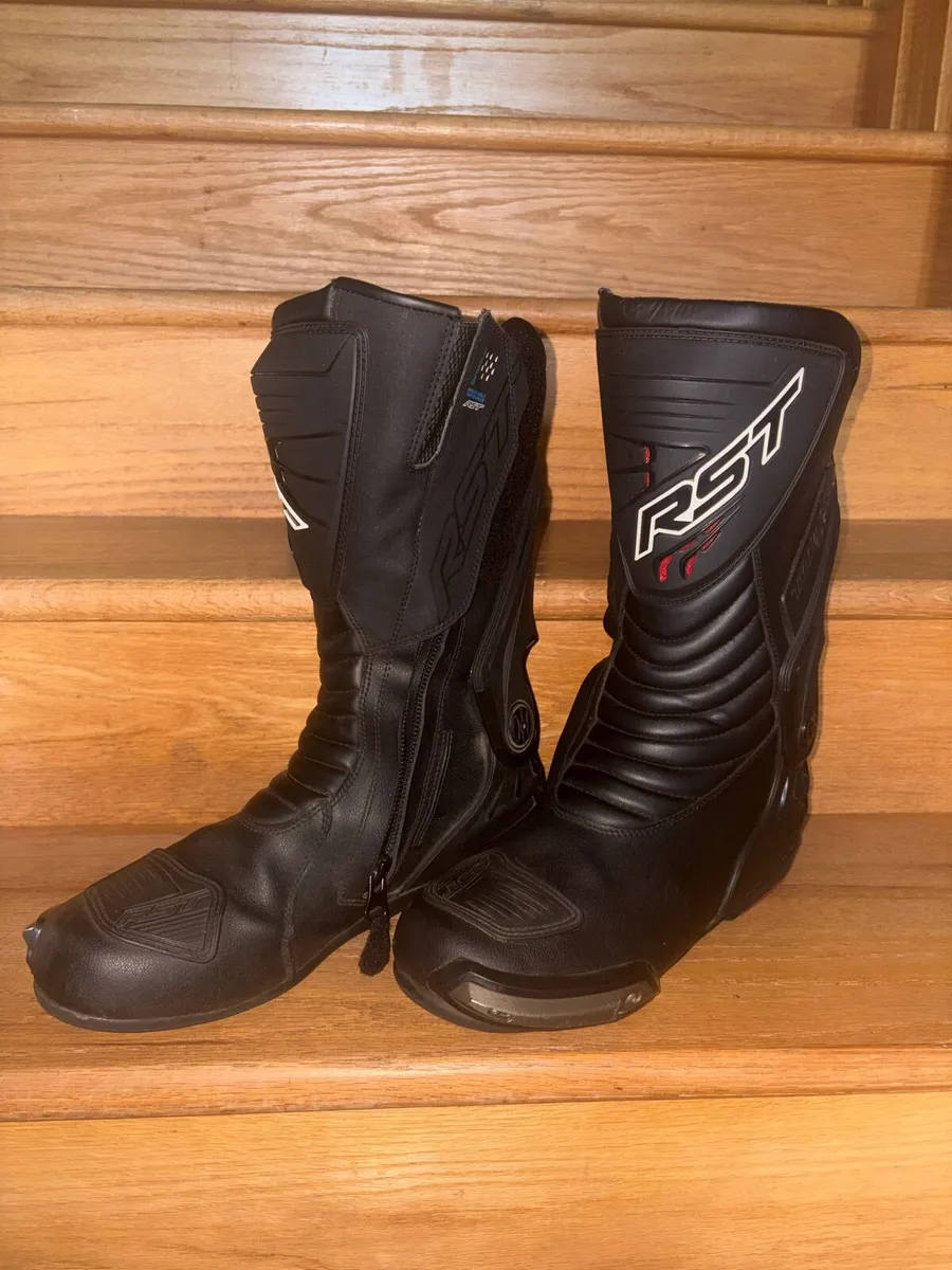 RST waterproof Motorbike boots - Image 1