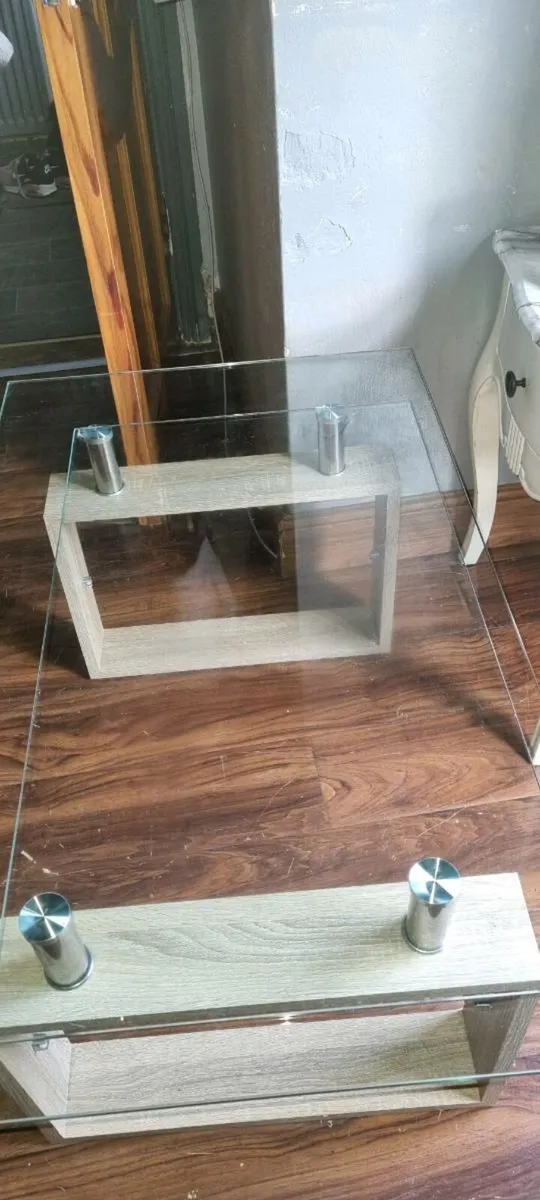 Modern glass coffee table - Image 3