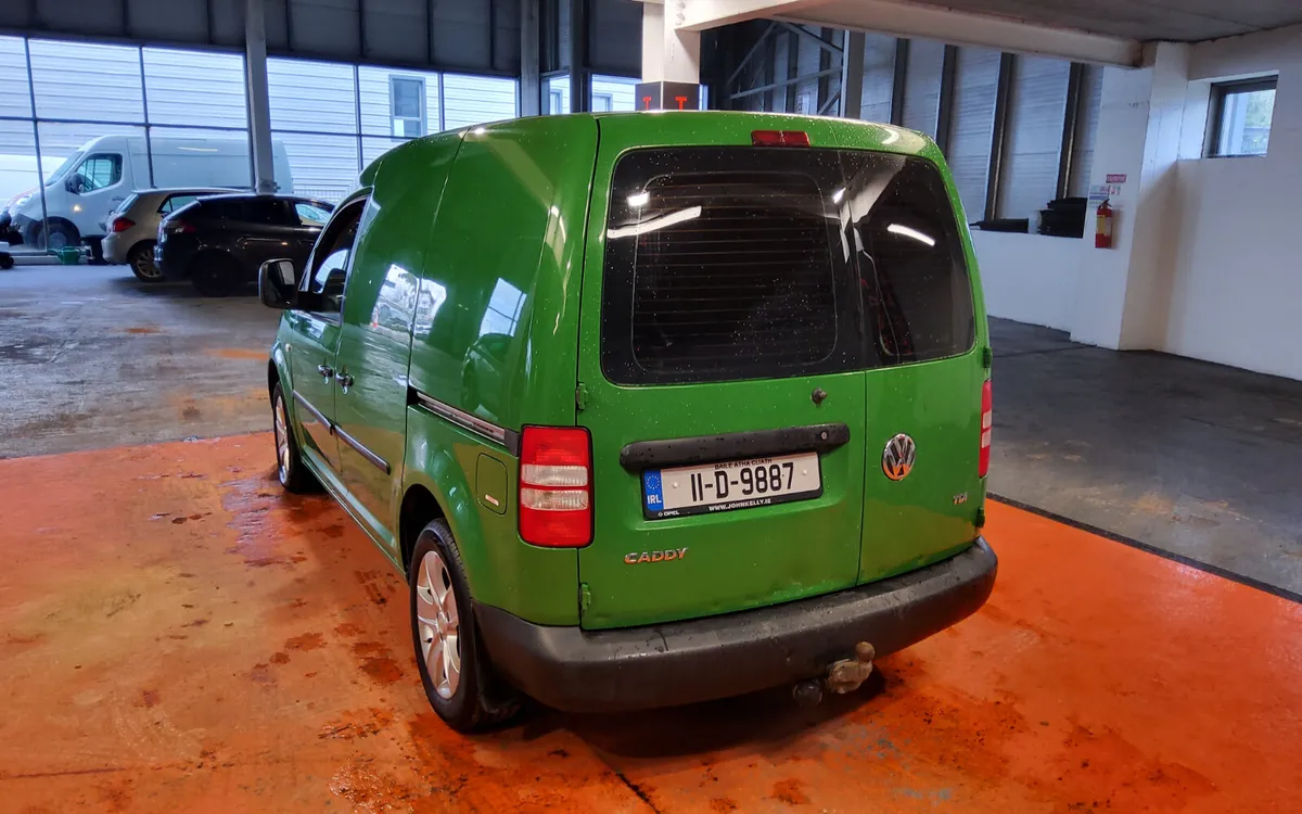 Volkswagen Caddy 2011 - Image 4