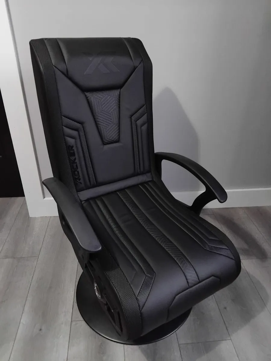 Gaming chairs - Image 1