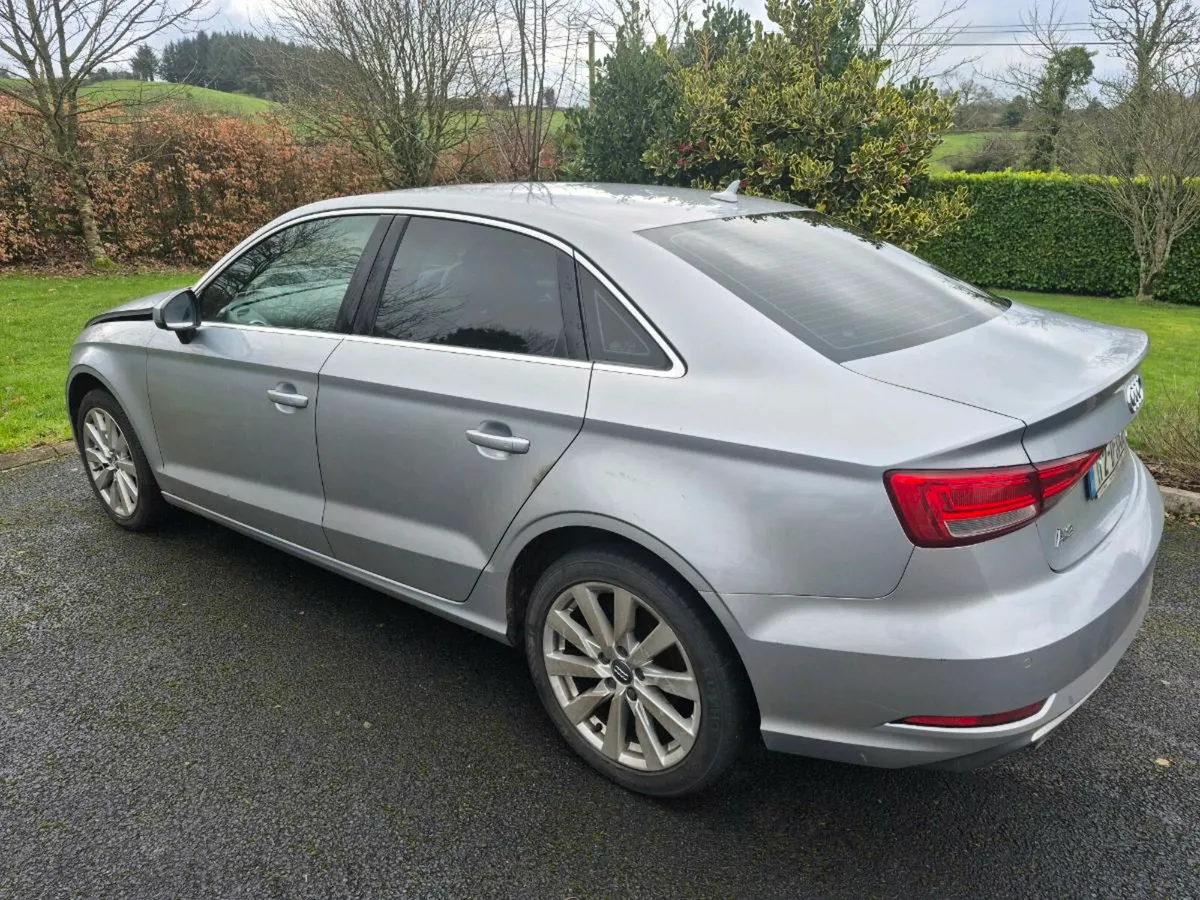 Damaged car - Image 1