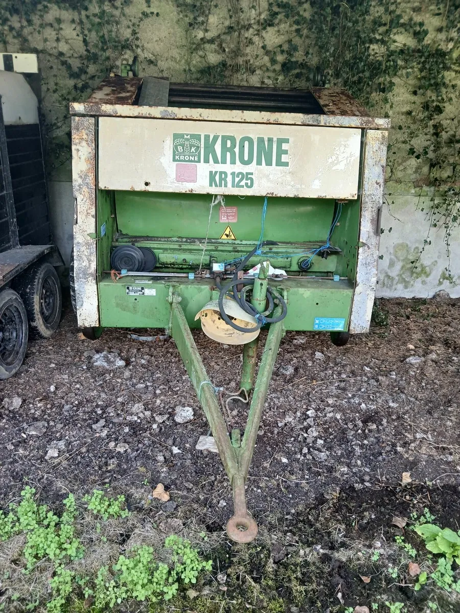 Round Baler - Image 1