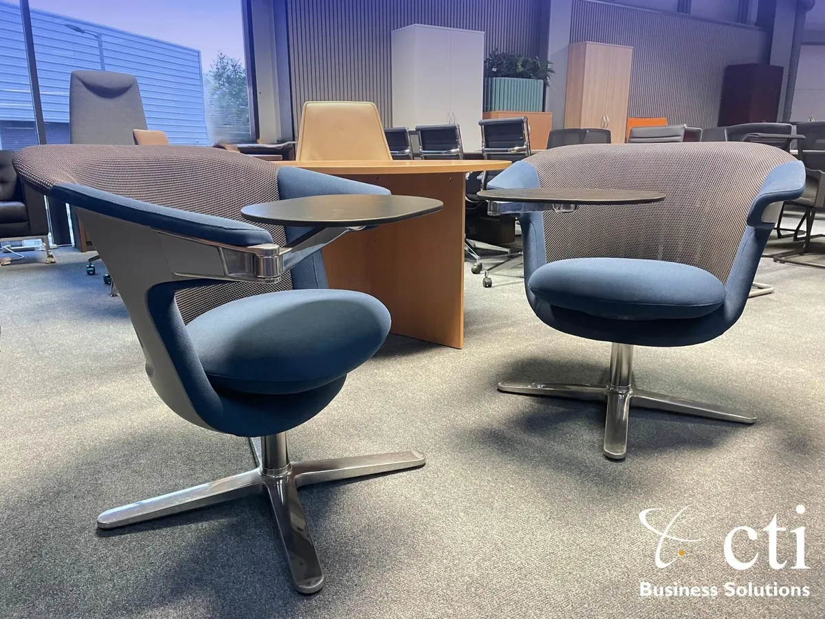 10 X Steelcase i2i Swivel Lounge Office Chairs - Image 2