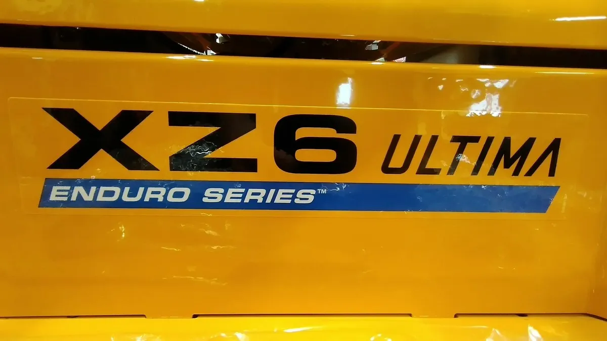Cub Cadet | XZ6 Zero Turn Mower - Image 4