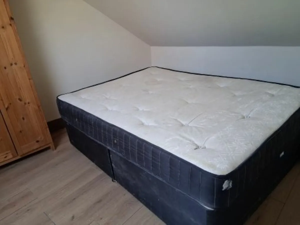 Two Bed Apartment to rent - Image 4