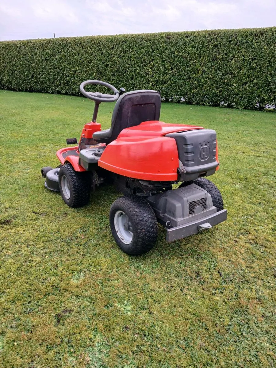 Husqvarna Rider 13 C hydrostatic/Briggs engine - Image 3