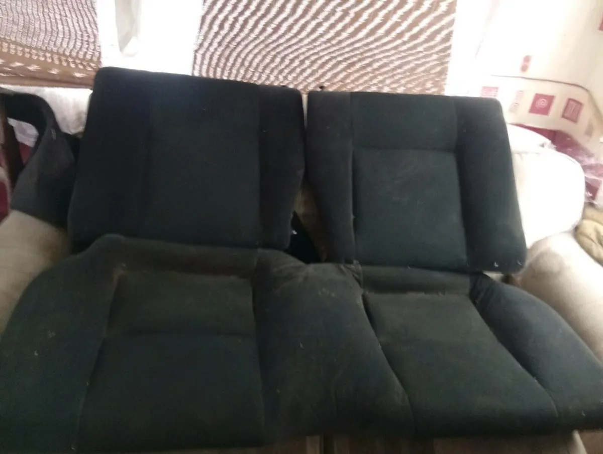Civic type r  rear seats - Image 1