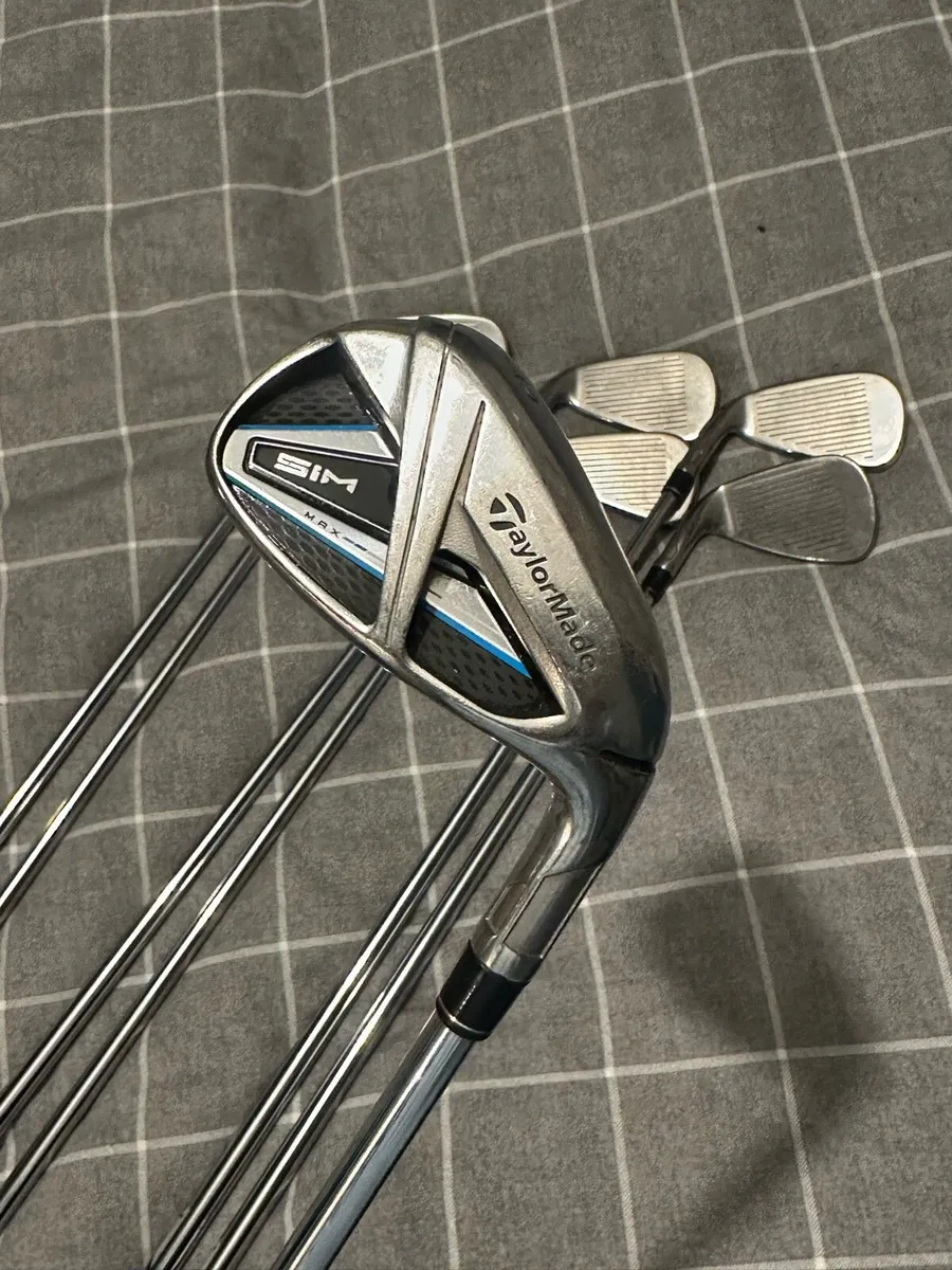 Taylormade Sim irons - Image 3
