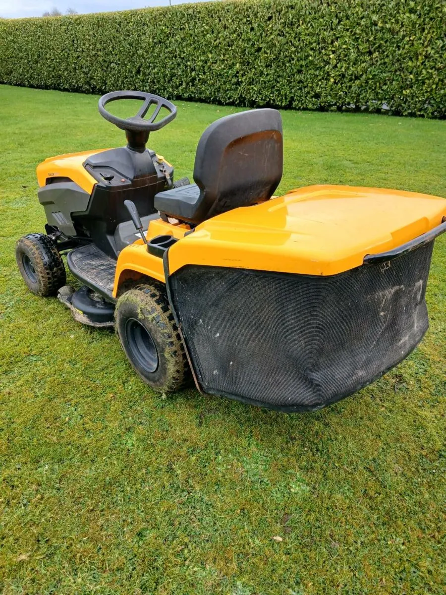 Stiga ride on, Hydrostatic/ Briggs engine - Image 4