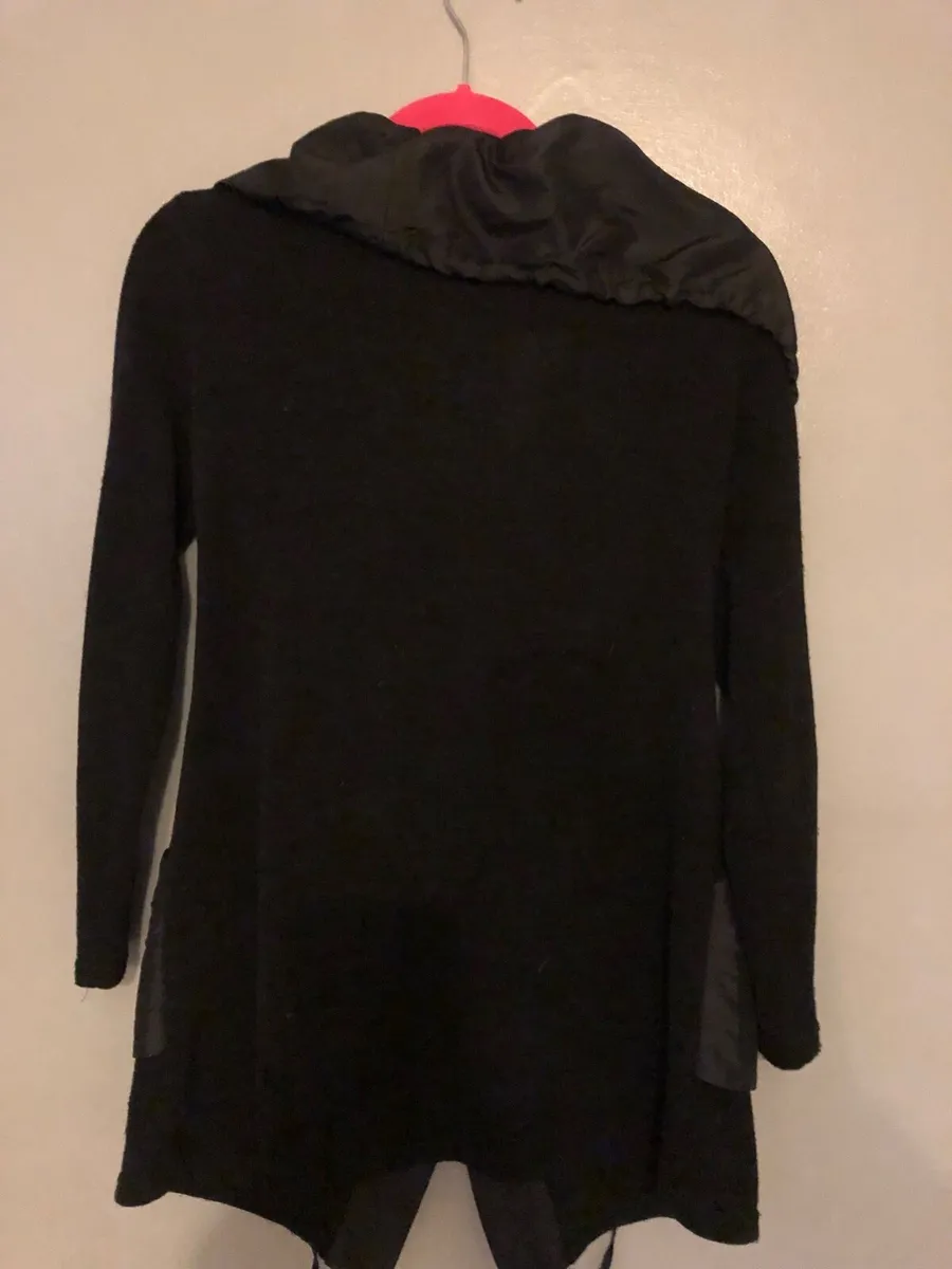 Ladies designer jacket cardigan size 10 €15 - Image 2