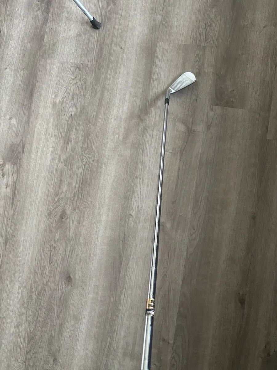 Titleist AP2 irons 4-PW - Image 4