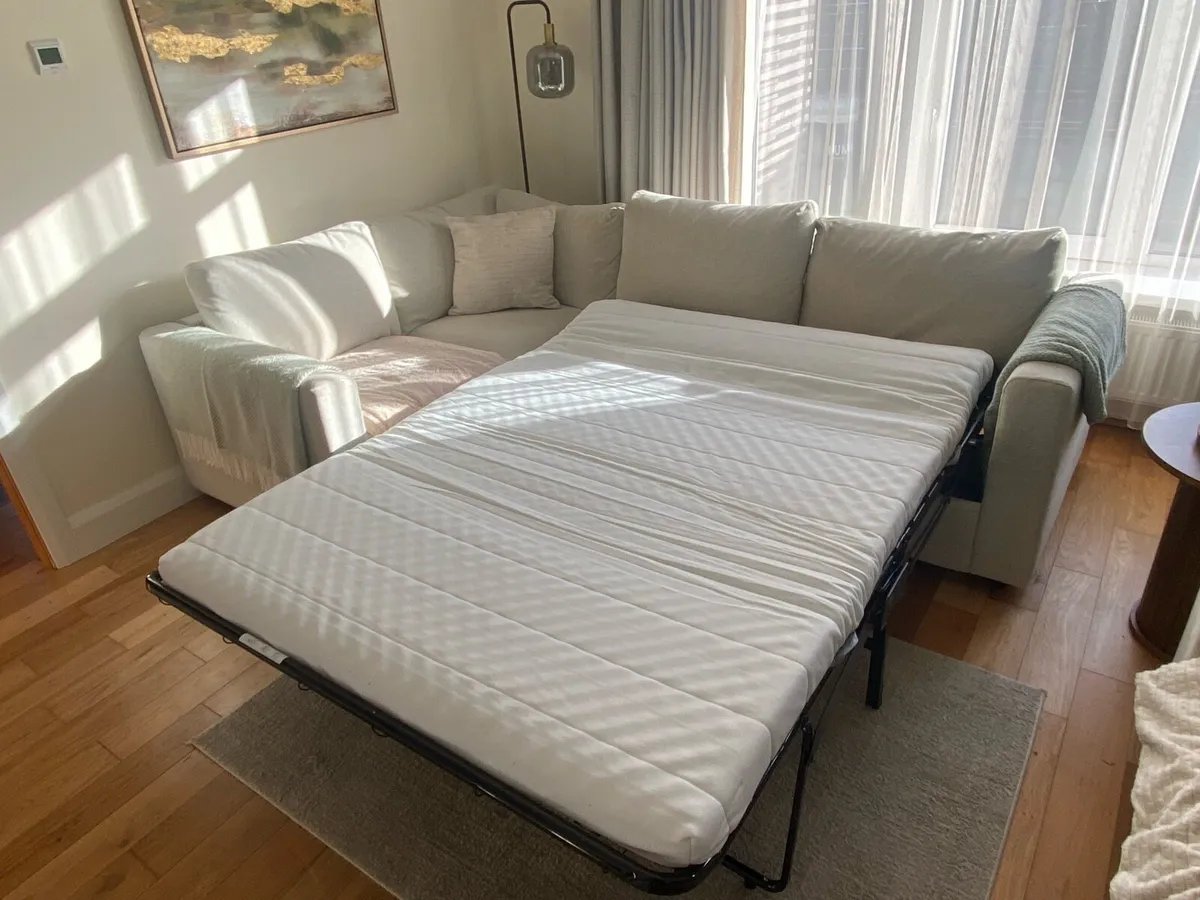 L Shaped Sofa bed with Chair. Perfect condition. - Image 4