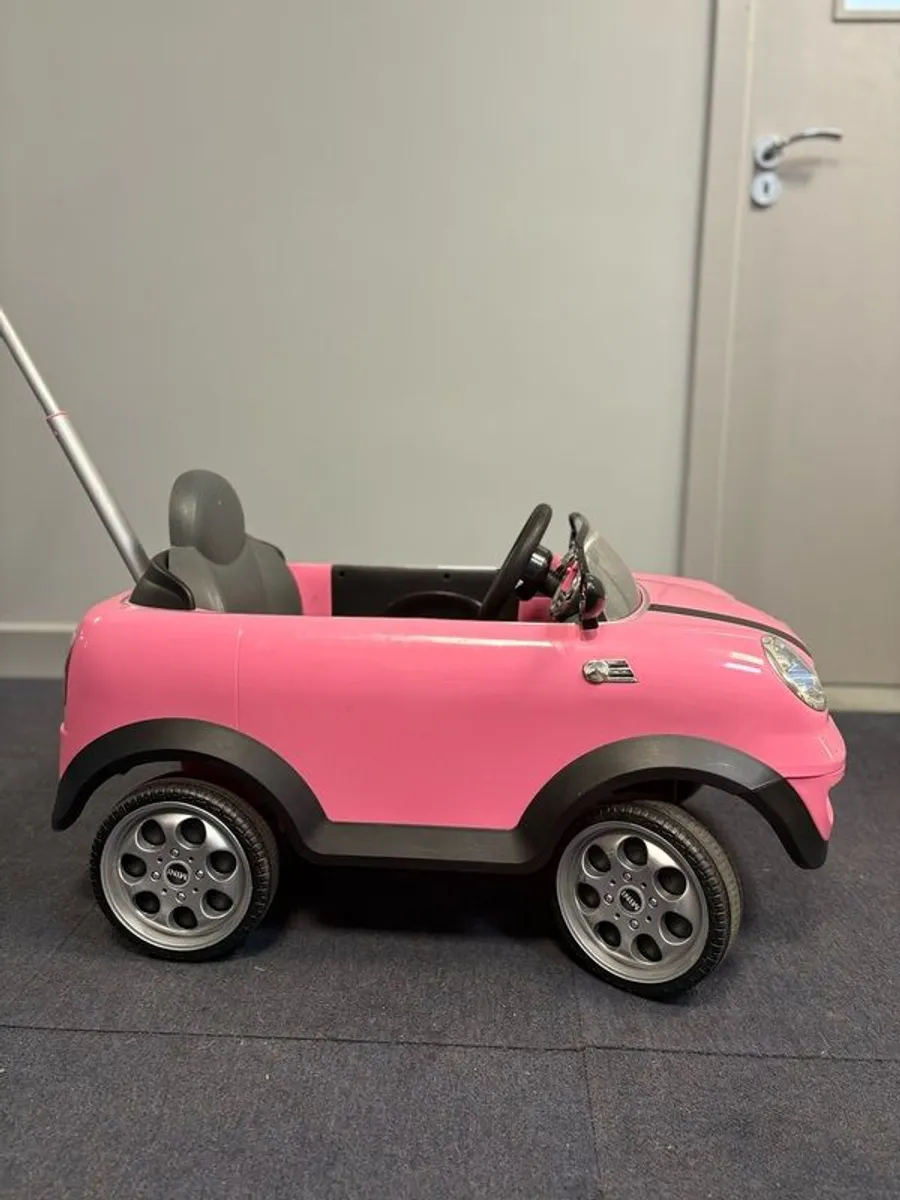 Mini Cooper pink - Image 3