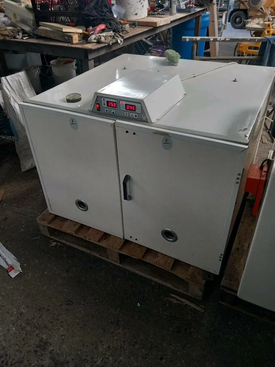 Egg hatcher - Image 4