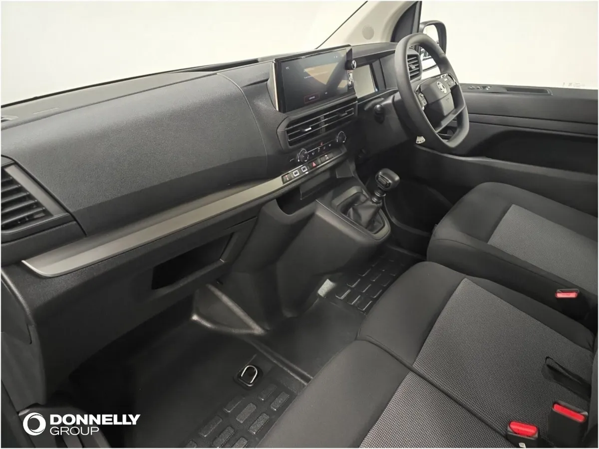 Vauxhall Vivaro Diesel Pro - Image 4