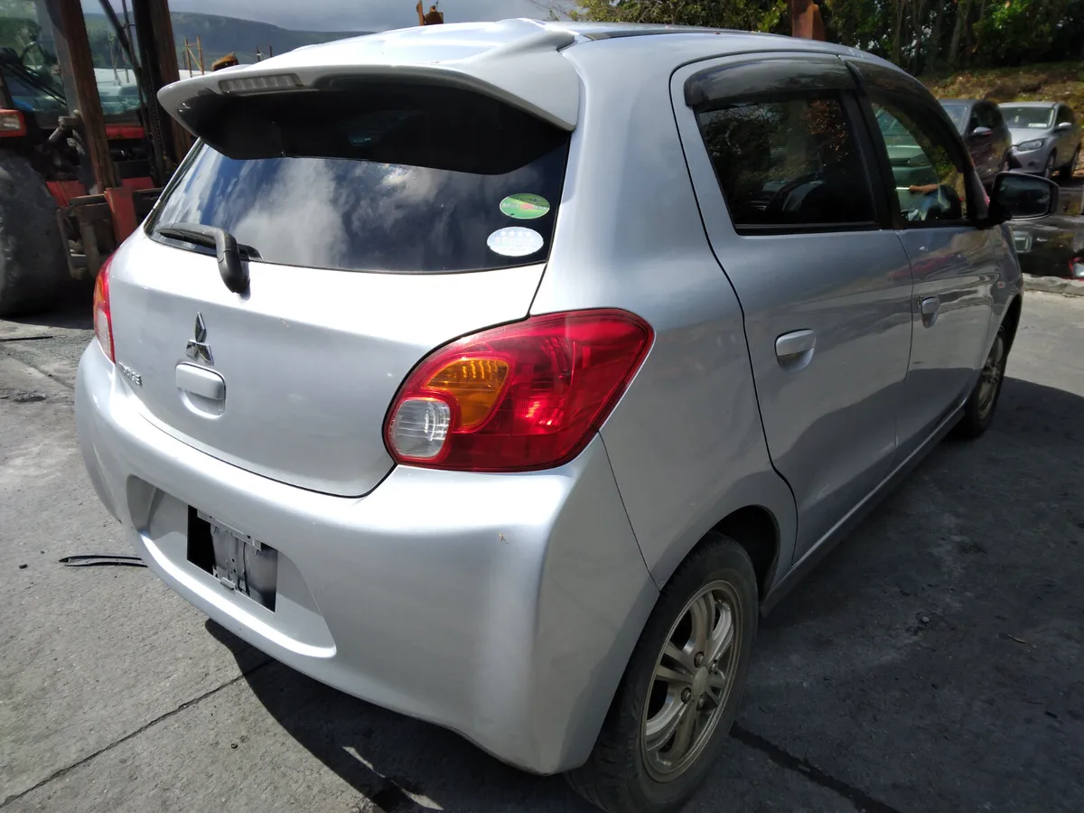 2012 Mitsubishi Mirage For Breaking/Dismantling - Image 4