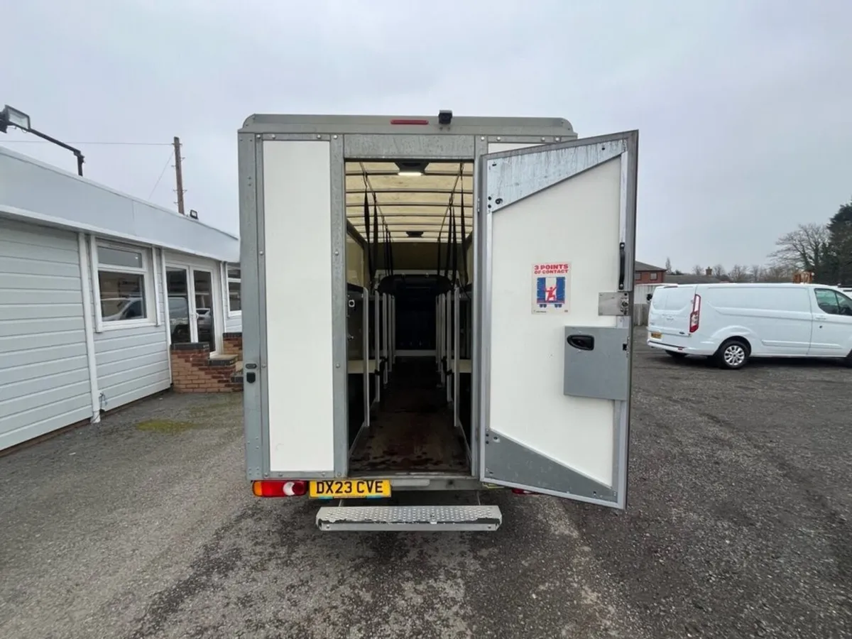 2023 Renault Master Low Loader Van - Image 4