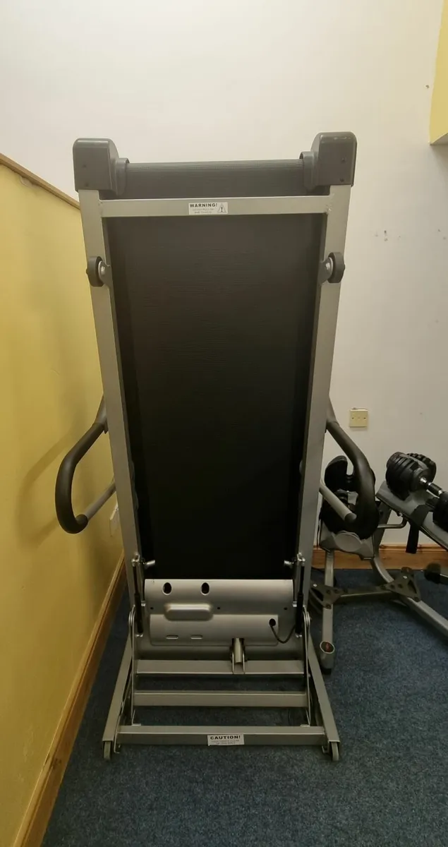 Horizon Ti52 Gym Treadmill - Image 4