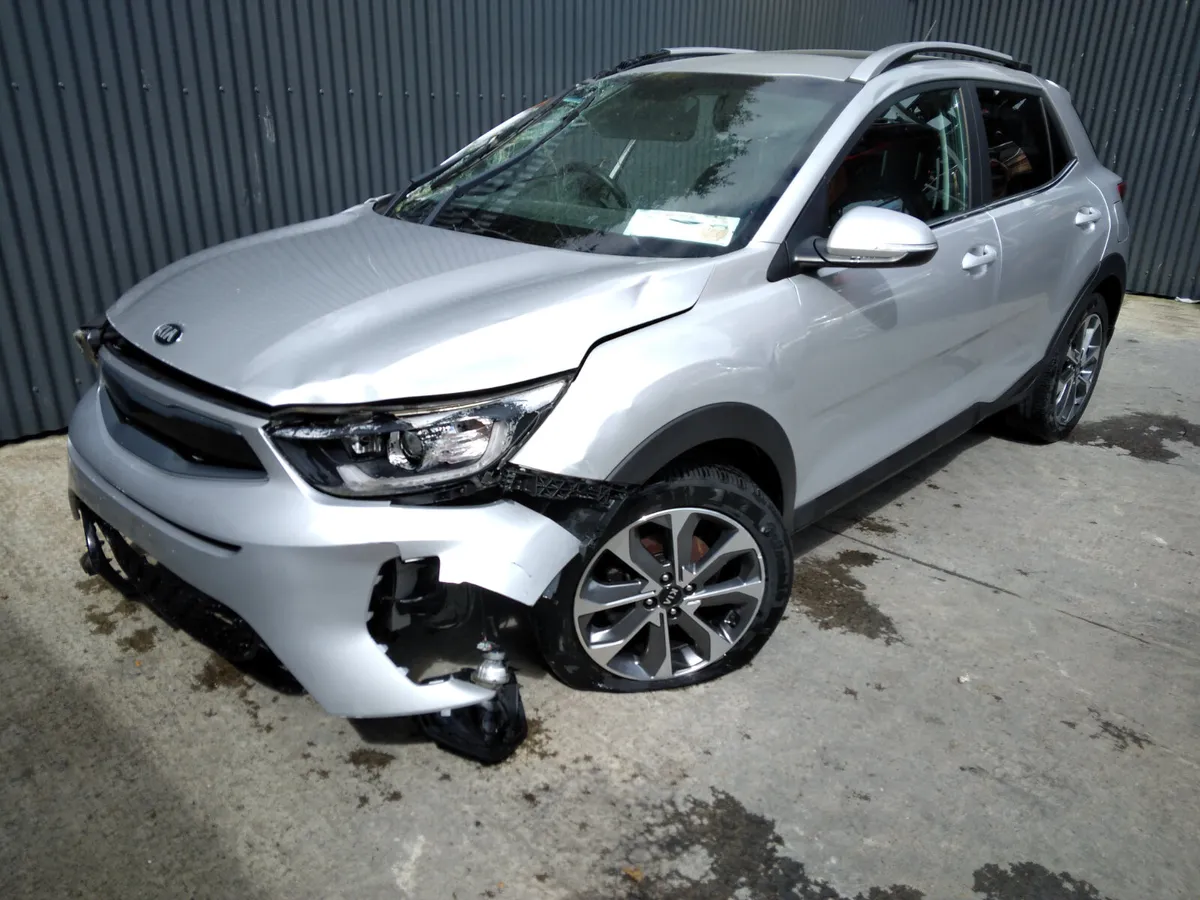 2021 Kia Stonic For Breaking/Dismantling - Image 1
