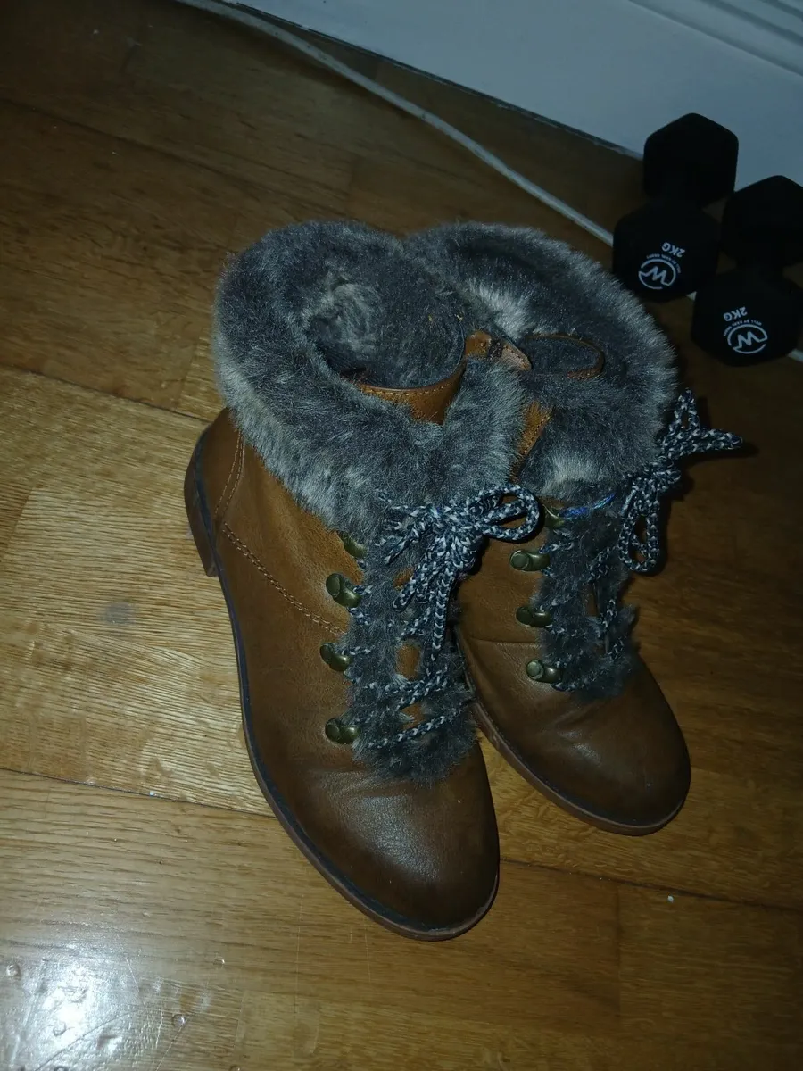 Ladies brown boots - Image 4