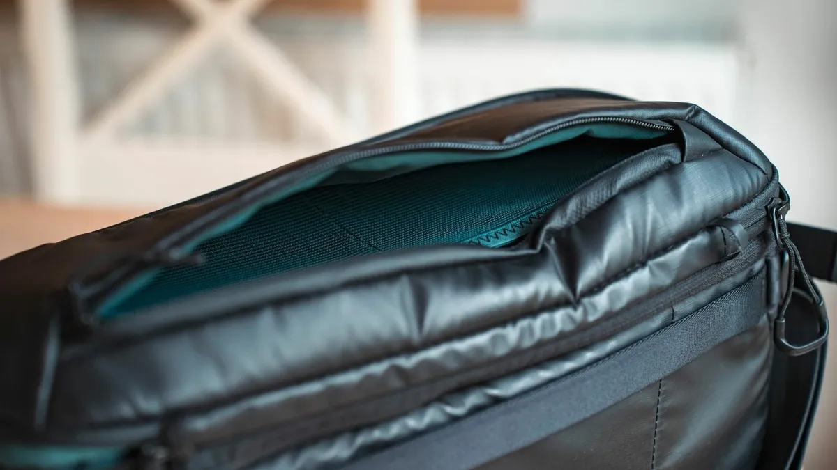 PGYTECH OneMo Sling Camera Bag 11L-13L - Image 2