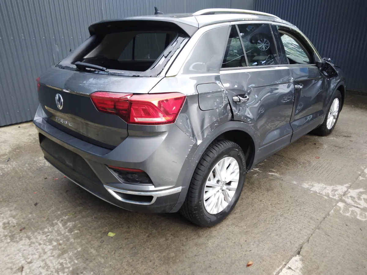 2021 Volkswagen T-Roc For Breaking/Dismantling - Image 4