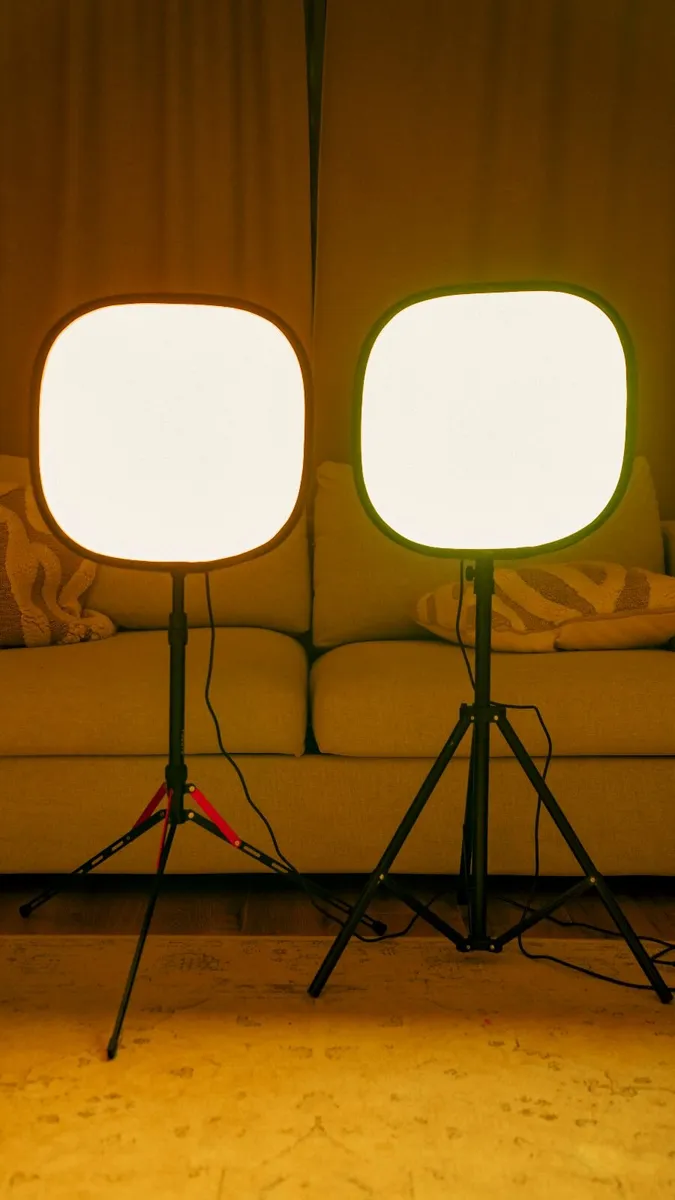 Neewer 660 Pro LED RGB Video Lights 2 Pack - Image 1