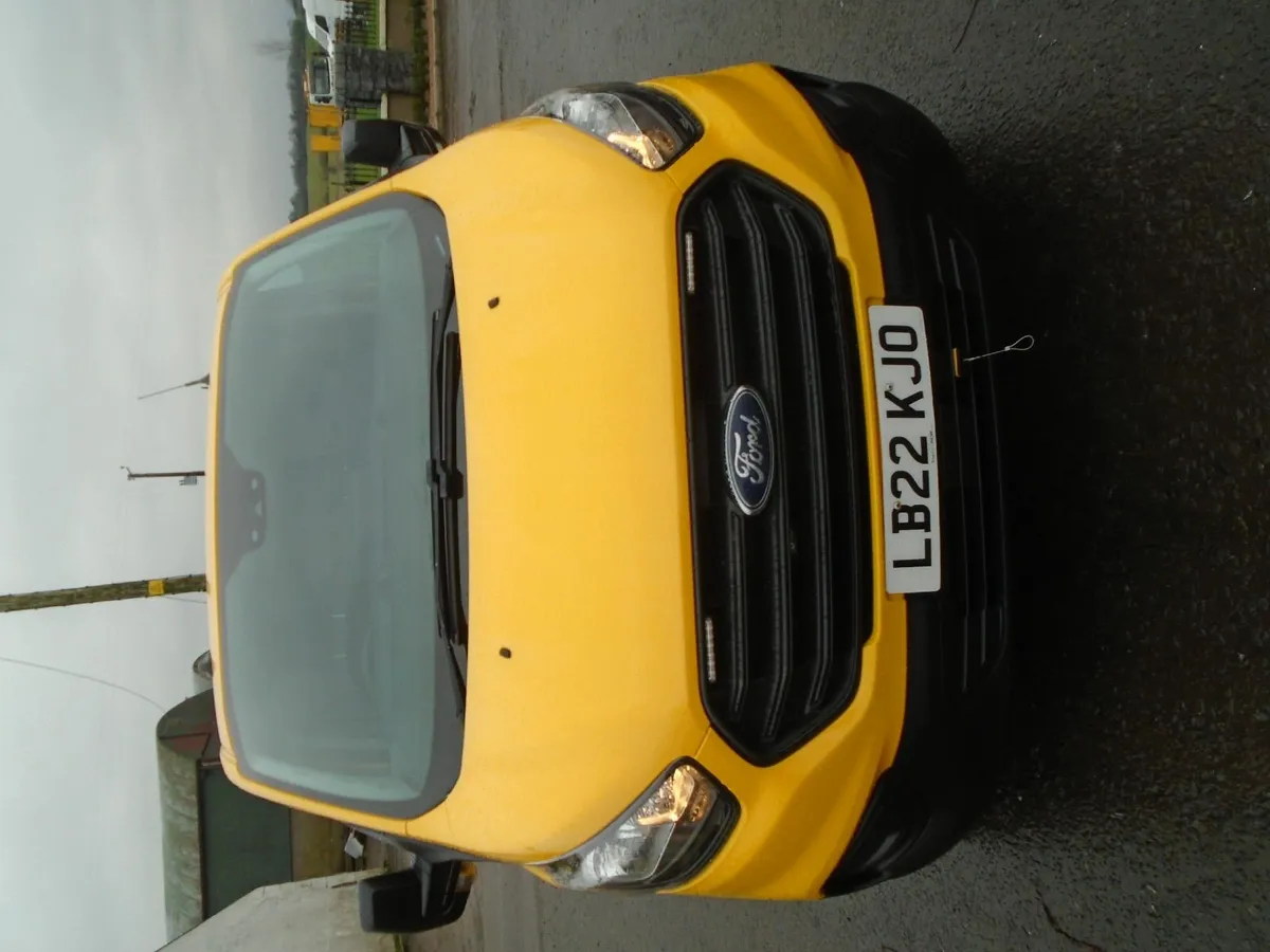 2022 Ford Transit Custom  300 SWB FR 130HP. - Image 2