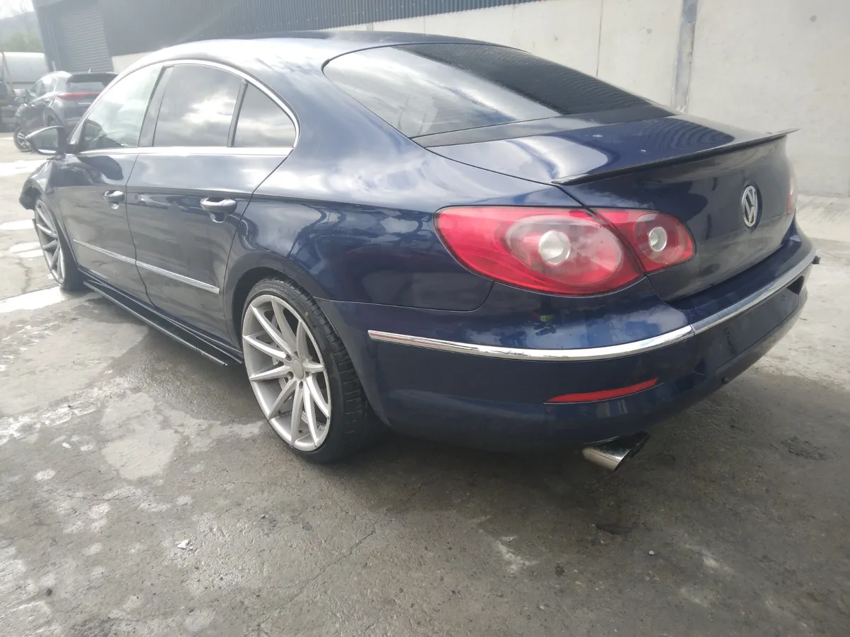 2010 Volkswagen Passat CC For Breaking/Dismantling - Image 3
