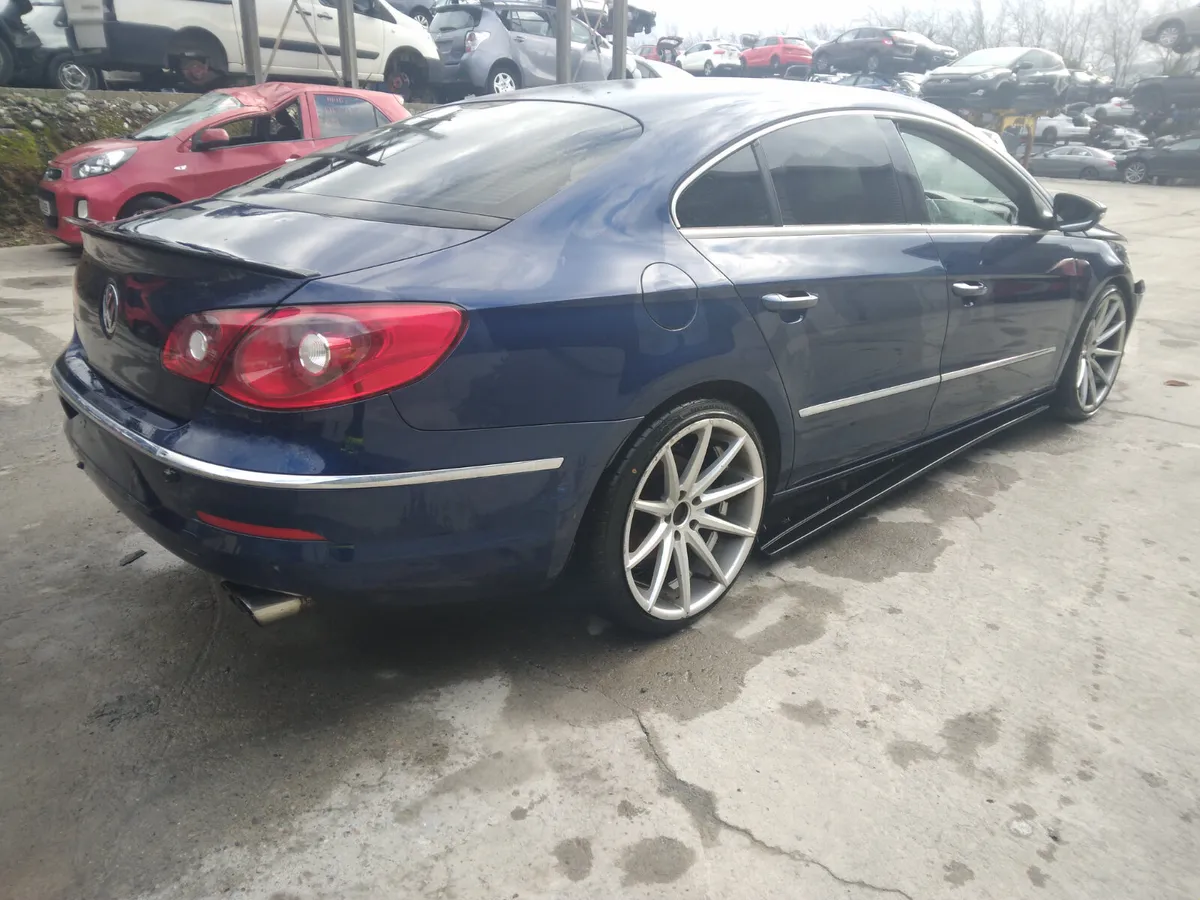 2010 Volkswagen Passat CC For Breaking/Dismantling - Image 4