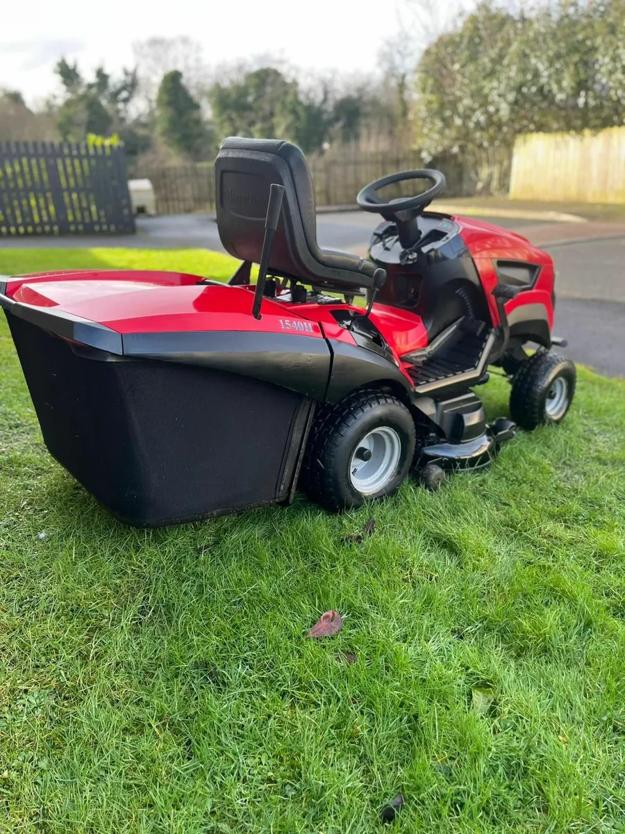 Mountfield petrol ride on lawnmower - Image 4