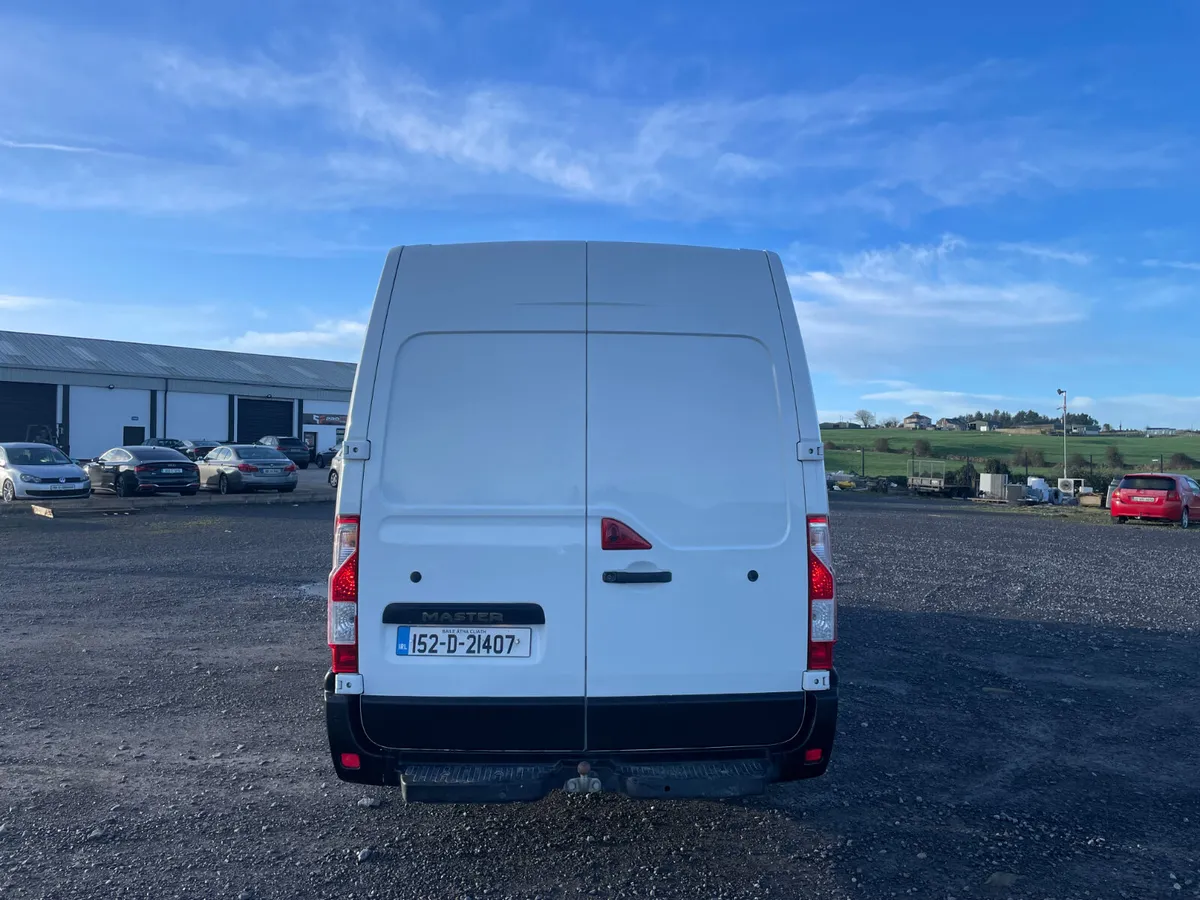 Renault Master 2015  RWD - Image 3