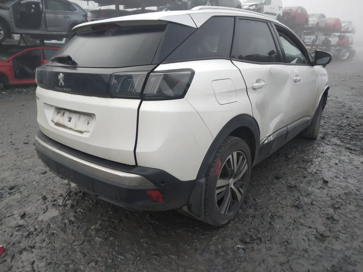2021 Peugeot 3008 For Breaking/Dismantling - Image 4