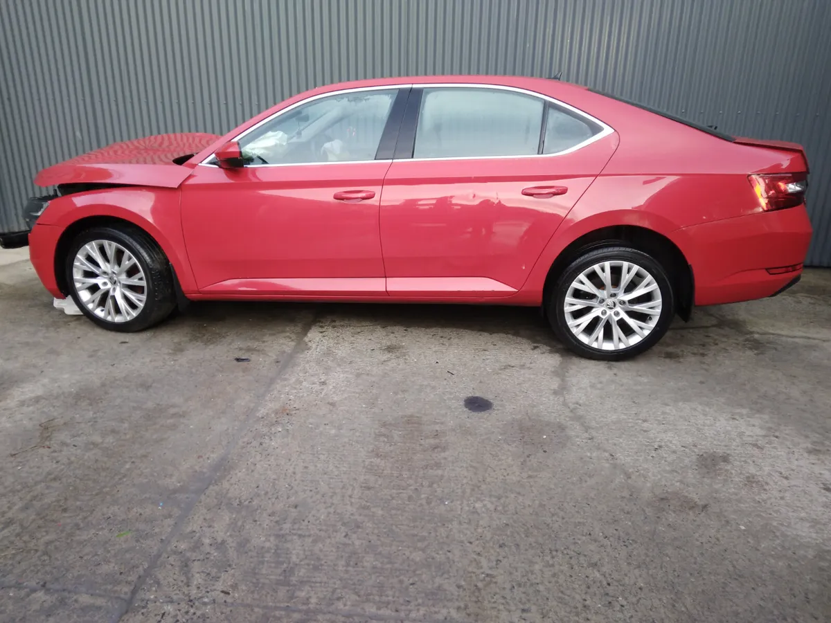 2020 Skoda Superb For Breaking/Dismantling - Image 2