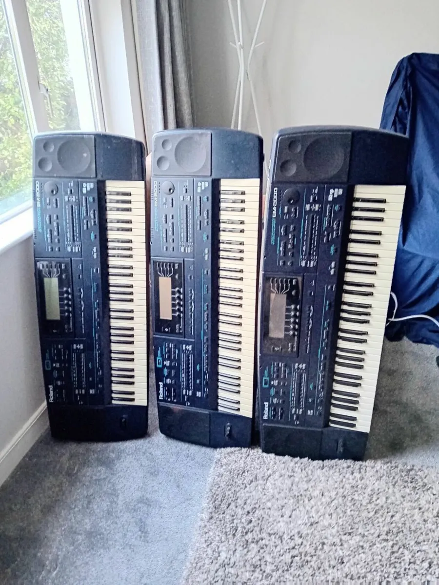 3 x Roland EM2000 Keyboards