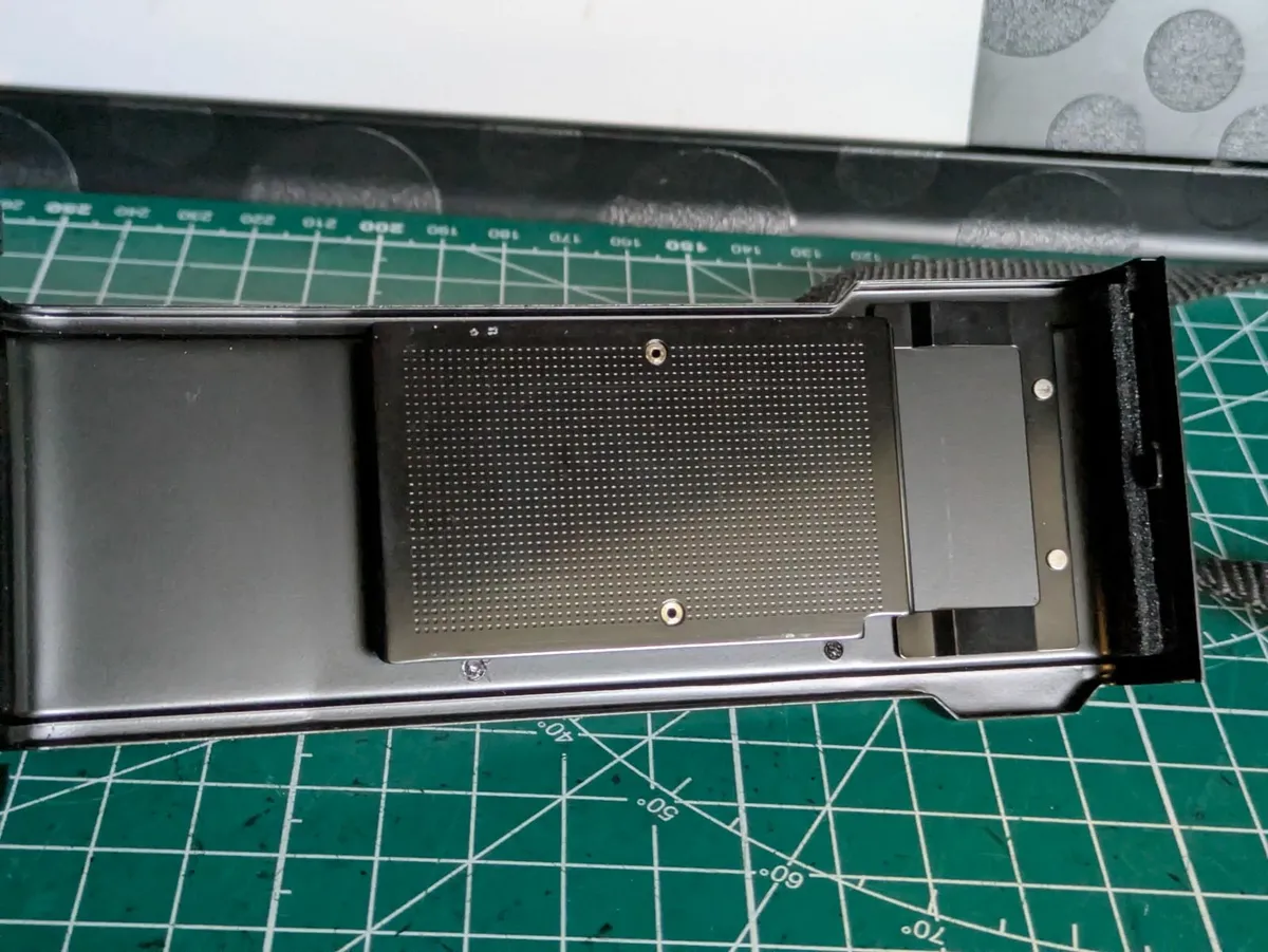 🎞️ Contax 139 Quartz +Carl Zeiss Planar T* 50/1.7 - Image 3