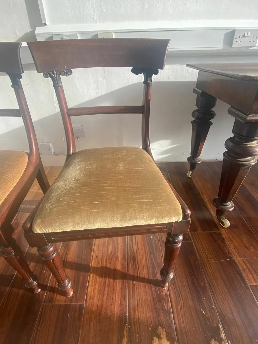 Antique Table and 6 Dining Chairs - Image 4