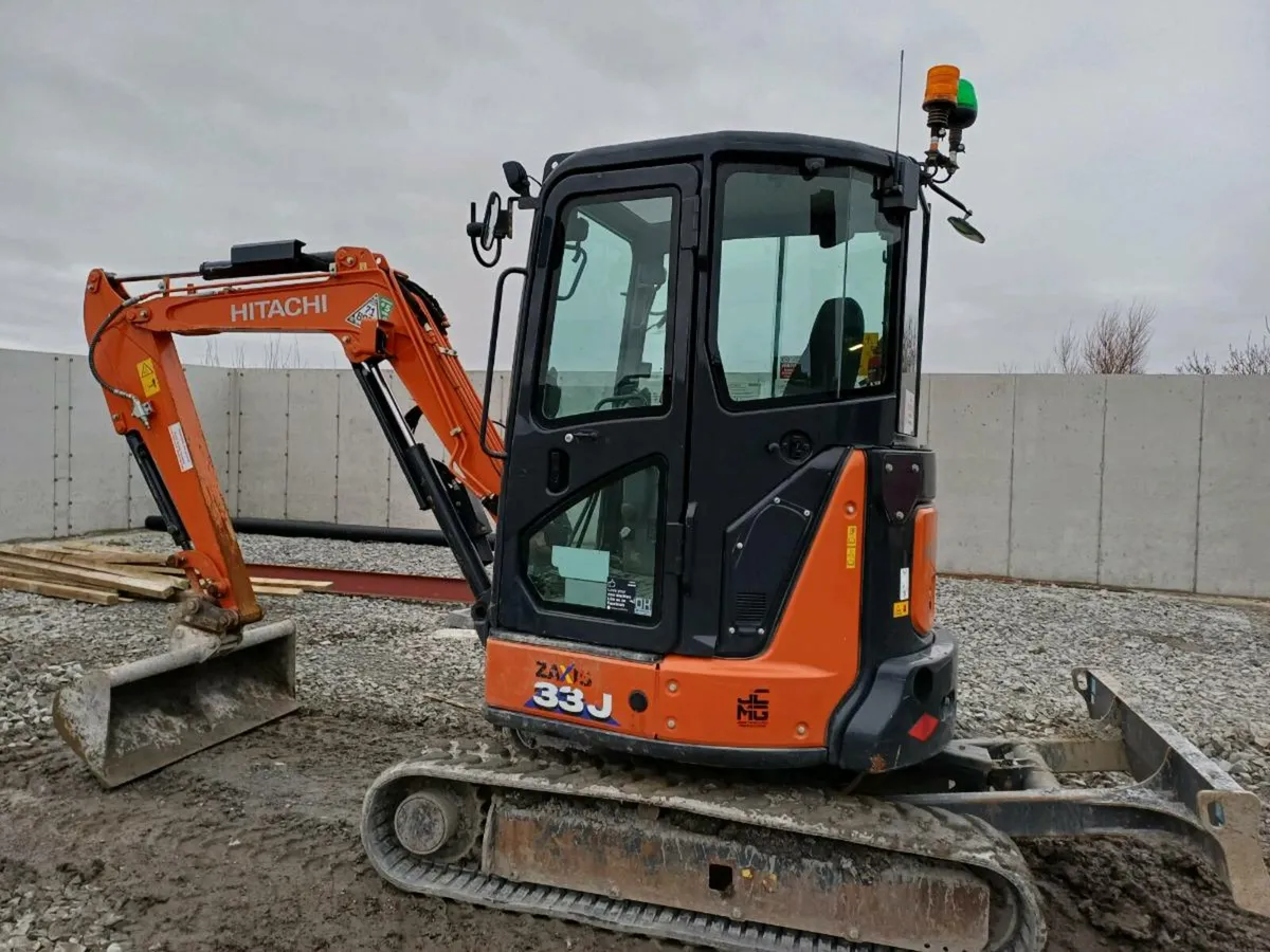 Hitachi 33u - Image 4