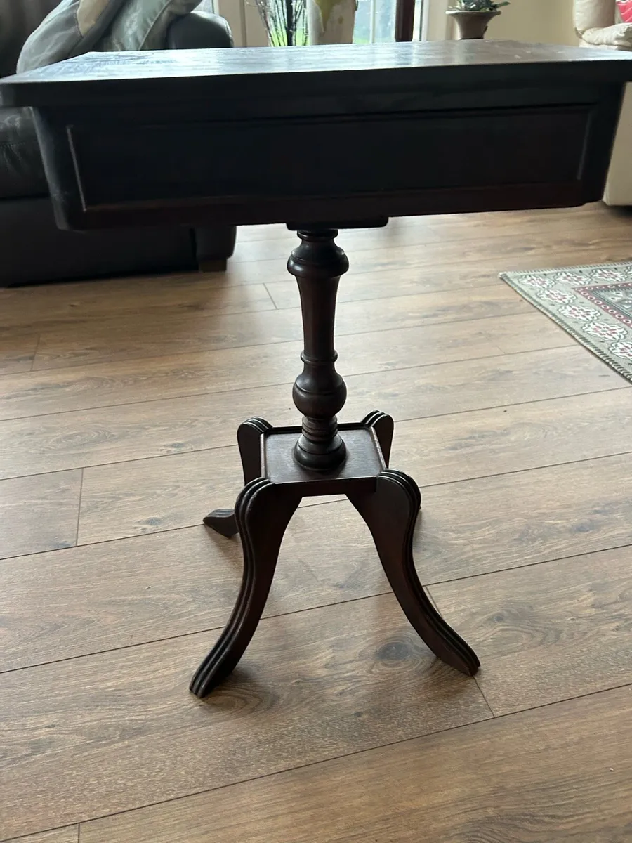 Occasional hall lamp table - Image 4