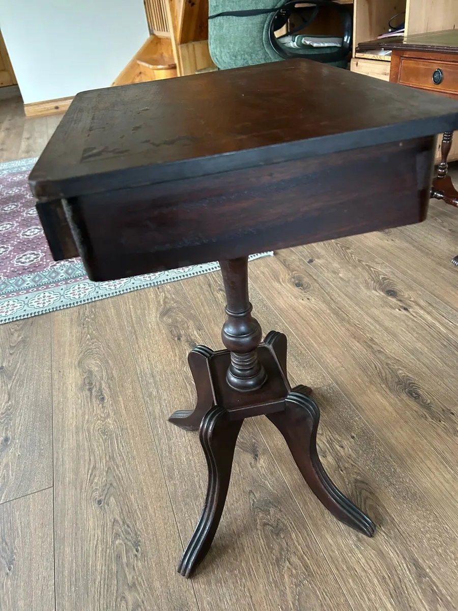 Occasional hall lamp table - Image 3