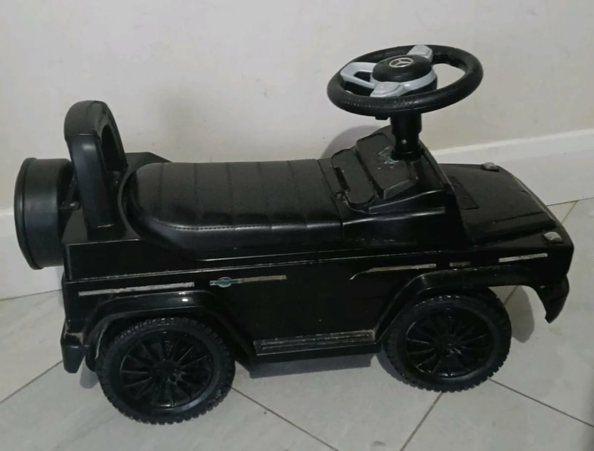 Kids Ride On car toy - Image 1
