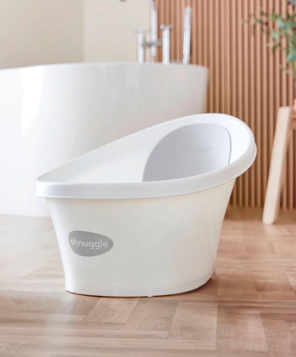 FREE Shnuggle Baby Bath Tub