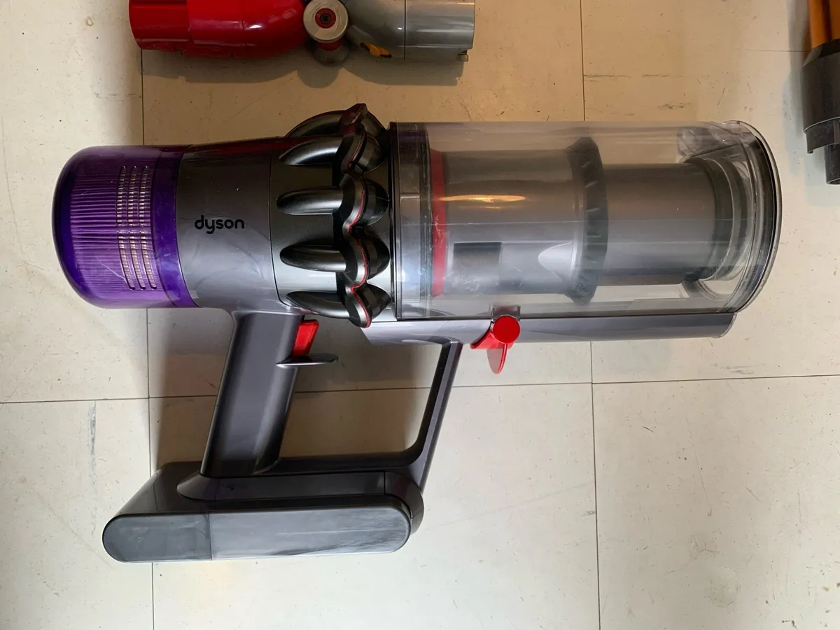 Dyson - Image 3
