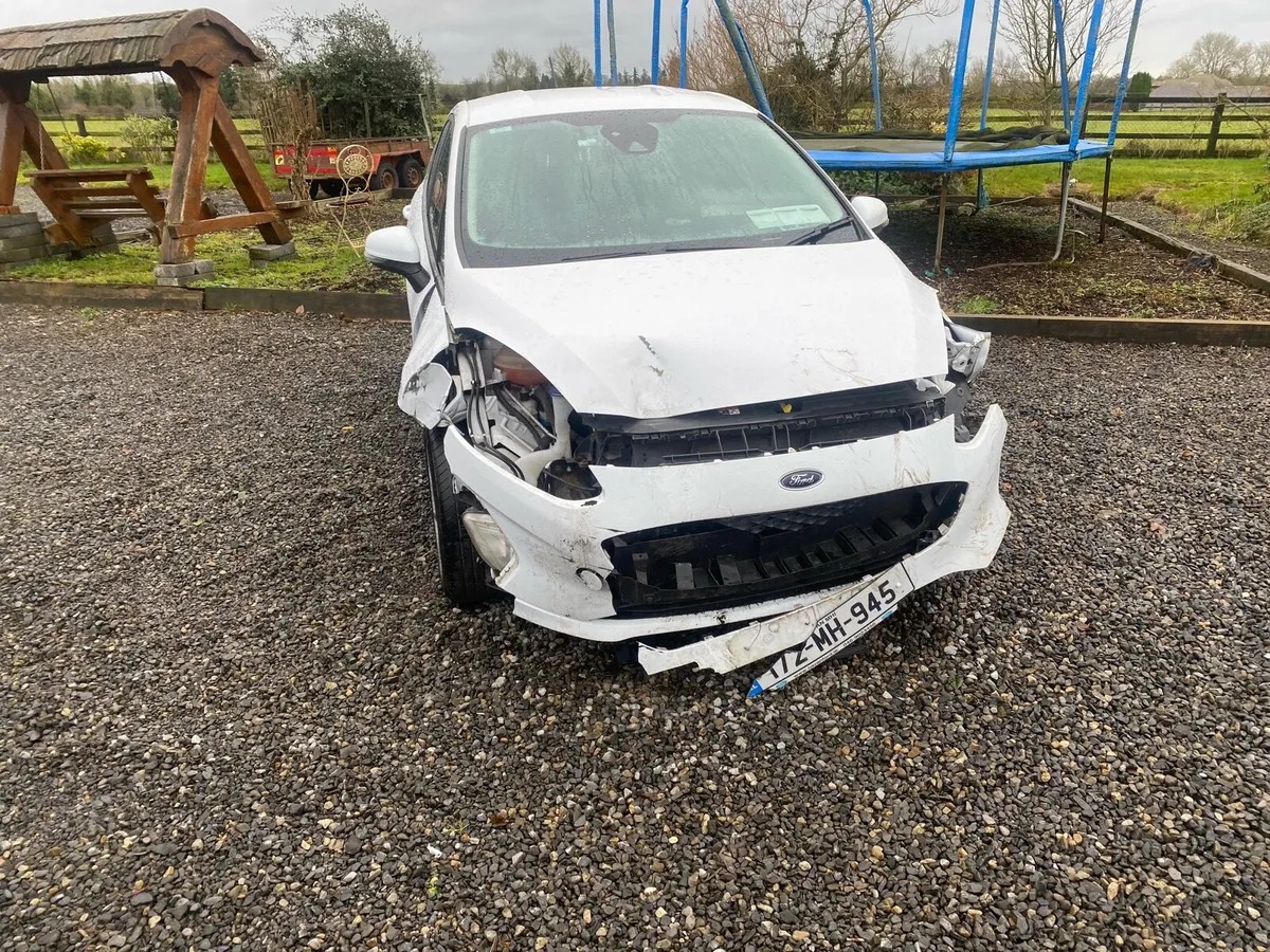 Ford Fiesta 172- crashed - Image 2