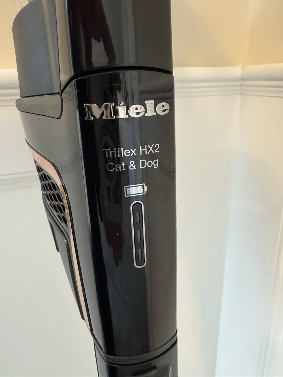 Miele HX2 Triflex Hoover - Image 2