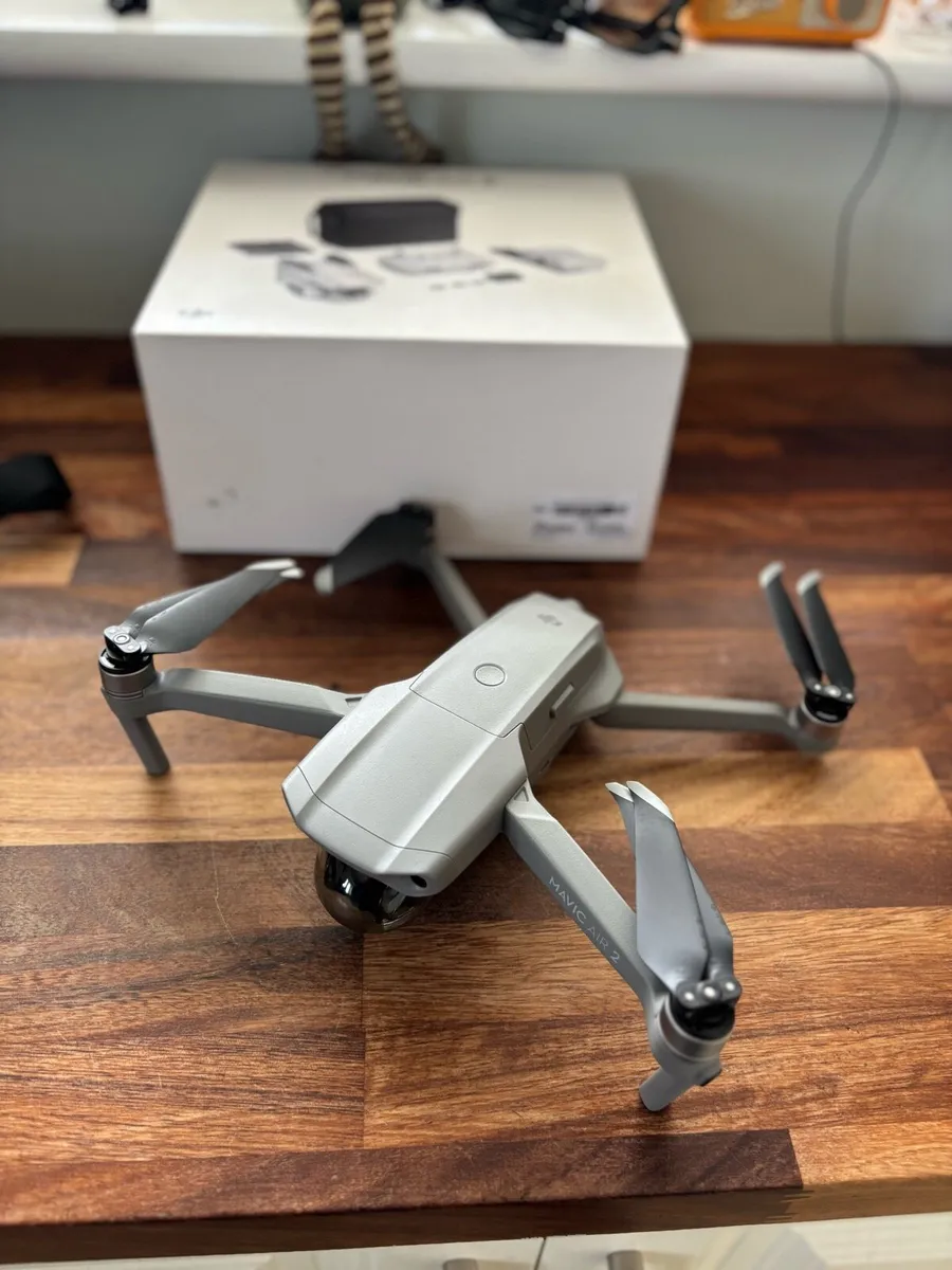 DJI Mavic Air 2 Fly More Combo - Image 3