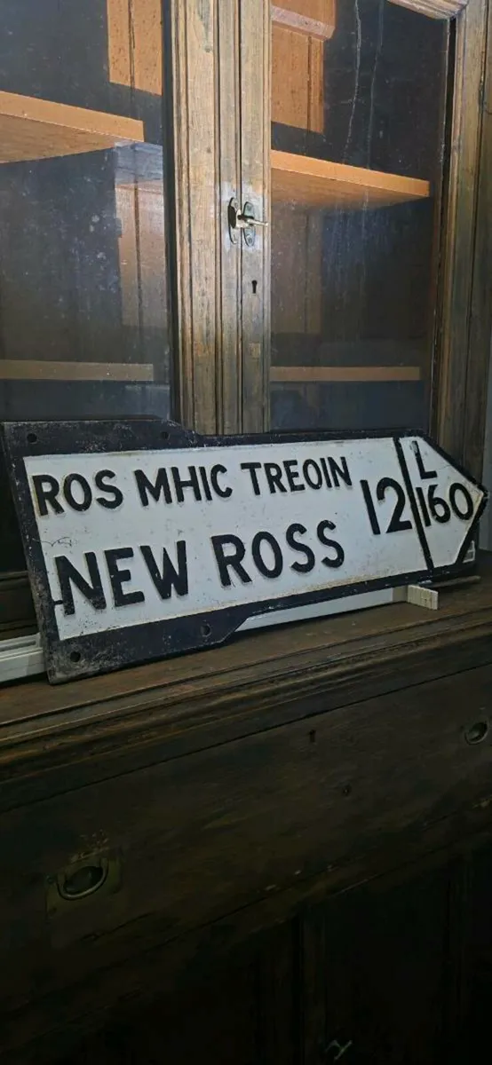 Old Original road sign FOR SALE in good condition - Image 2