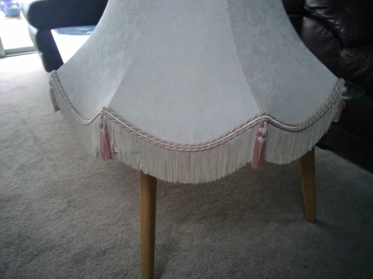 Large Lampshade in Cork city - Image 3