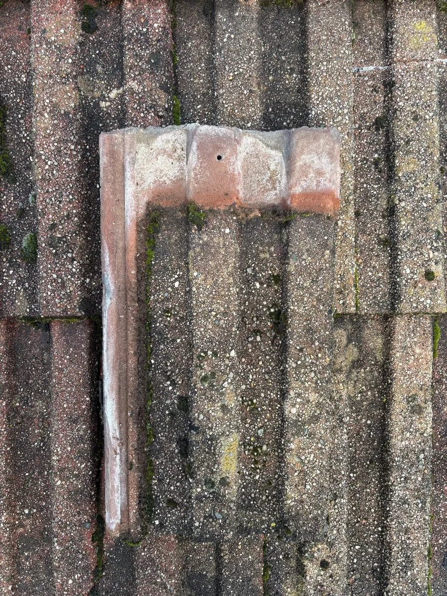 Roof tile - Image 1